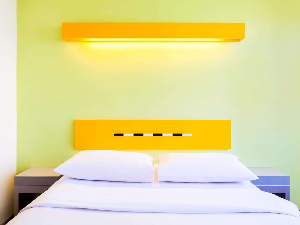 Ibis Budget Jakarta Cikini 23/42