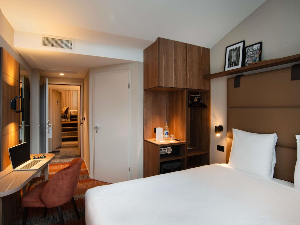 Mercure Fribourg Centre Remparts 18/54