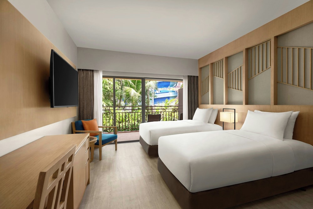 Courtyard by Marriot Phuket Patong Beach 19/65