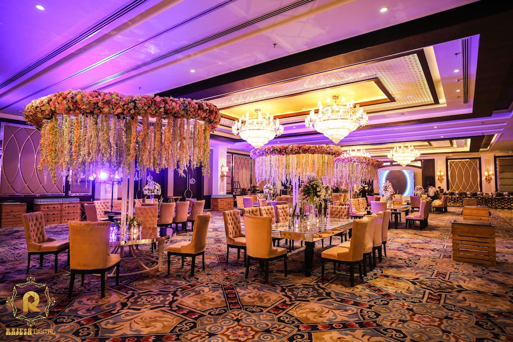 Golden Galaxy Hotels & Resorts 45/50