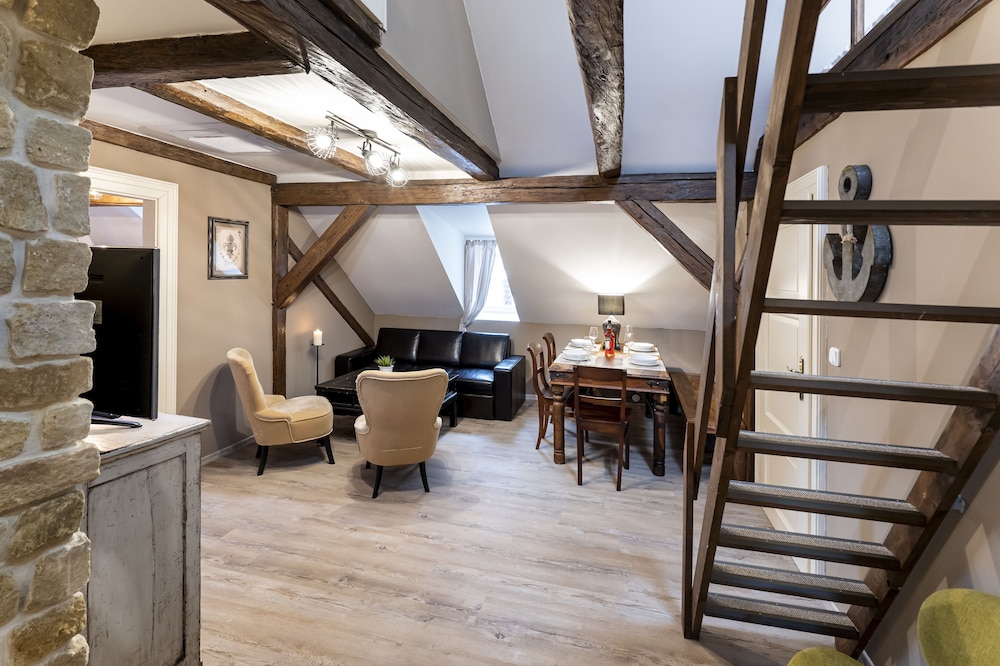 Old Town Aparthotel Michalska 37/75