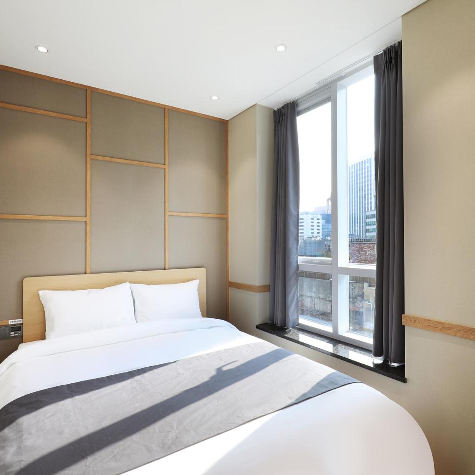 Royal, Suite, Double Bed, No Parking