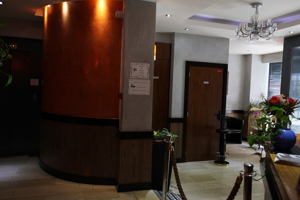 Alane Hotel 9/57