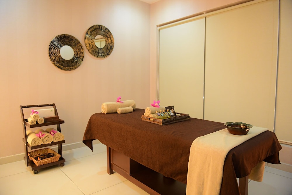 Novotel Guwahati GS Road 33/70