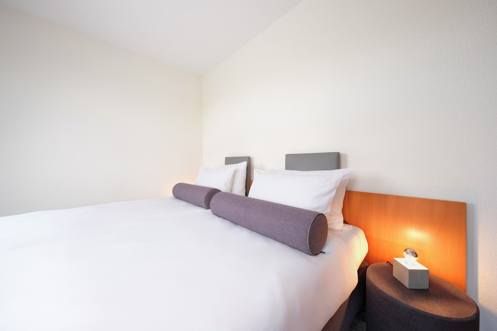 Hotel Am Rhein Wesseling 22/64