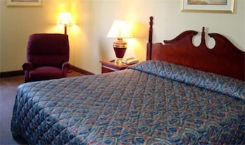 Days Inn by Wyndham Lafayette Scott 15/22