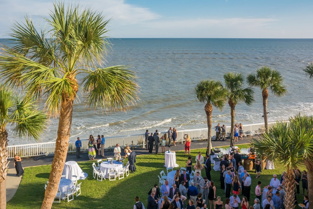 The King and Prince Beach & Golf Resort 64/69