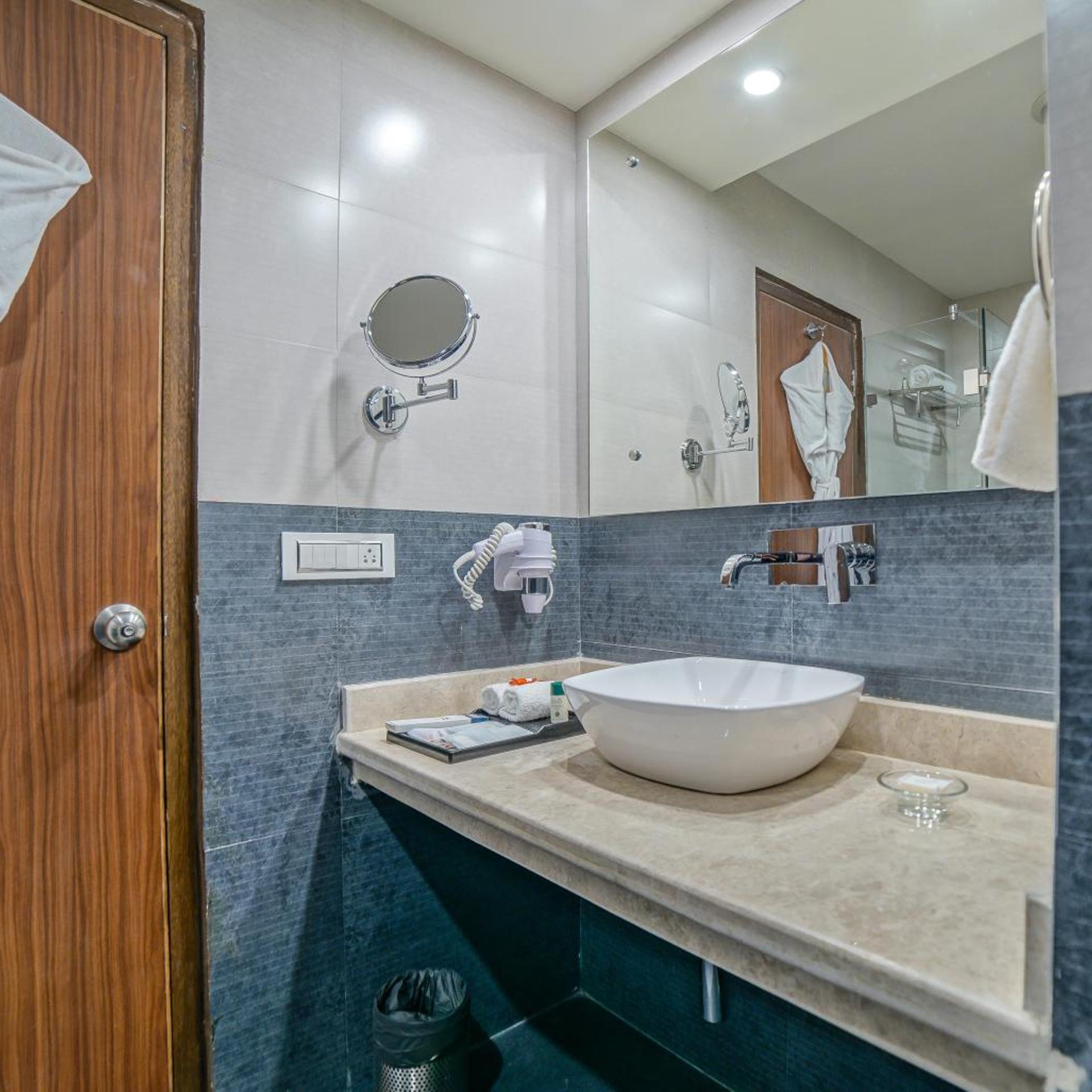 Regenta Central Point Srinagar 50/50
