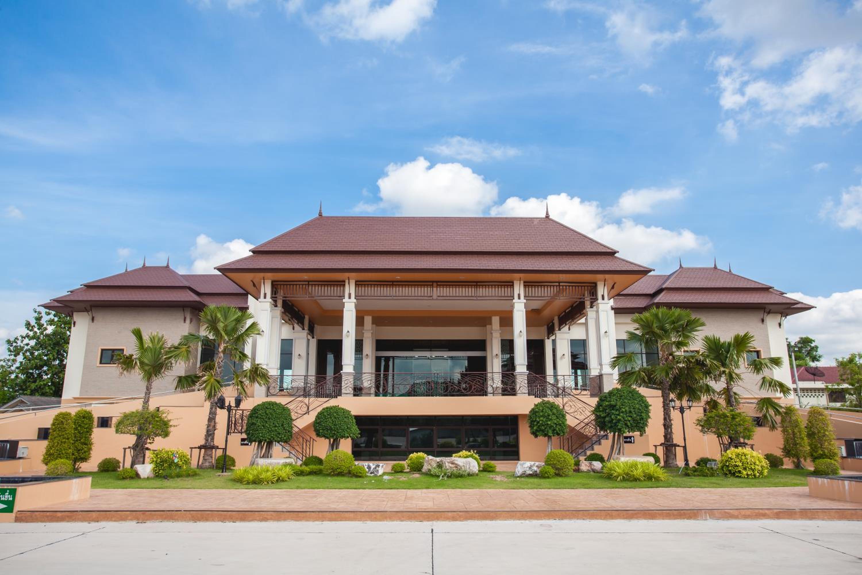 Royal Nakhara Hotel Nongkhai 5/50
