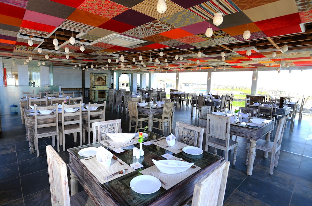 Serena Beach Resort 27/50