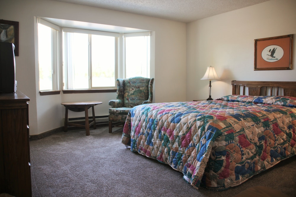 Timbers at Island Park Village Resort 18/59