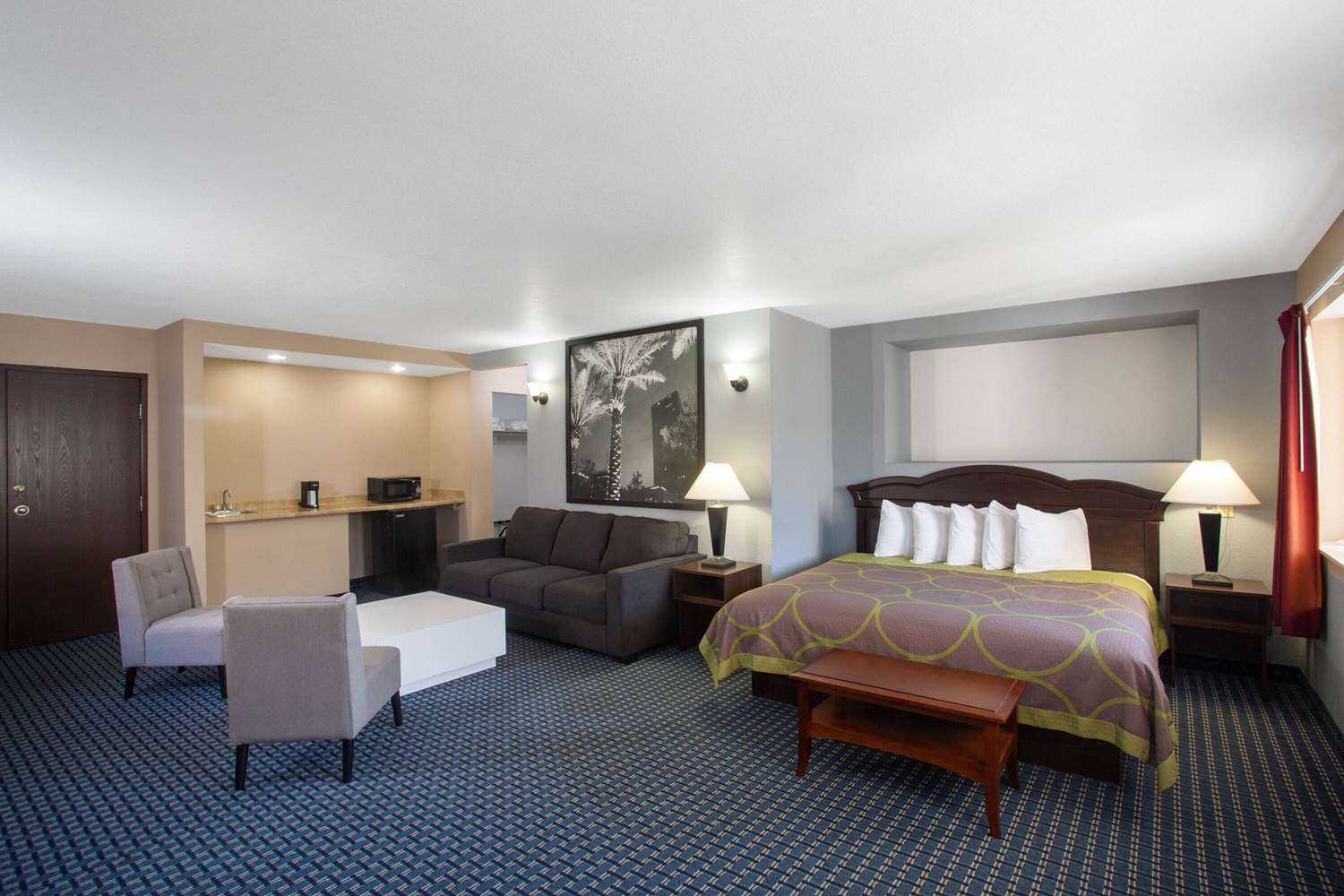 Super 8 by Wyndham Naples 13/31