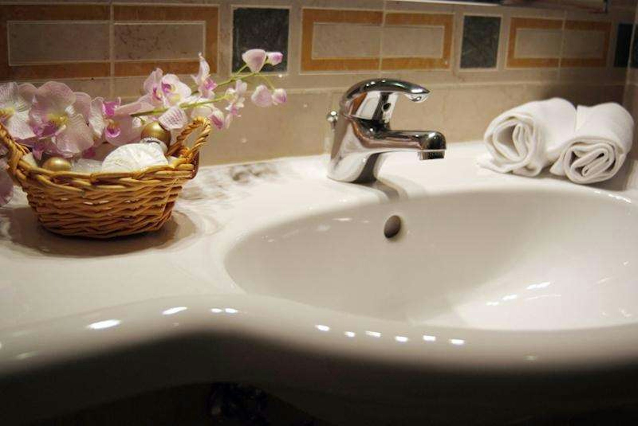 Adria Hotel 43/44