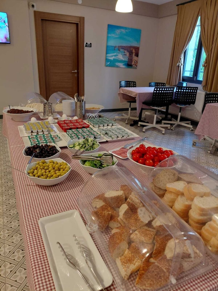 Moda Hotel 32/50