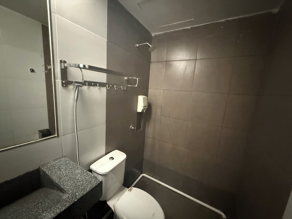 Tiong Nam Hotel 40/49