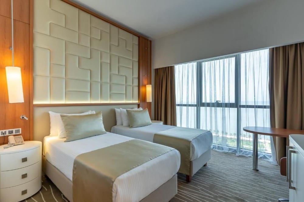 STANDARD, TWIN BEDS, SEA VIEW