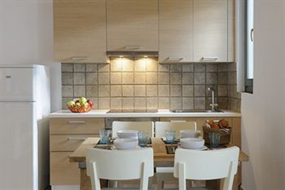 AEGEA BLUE CYCLADITIC RESORT(FOMERLY AEGEA BLUE VILLAS AND SUITES) 54/72