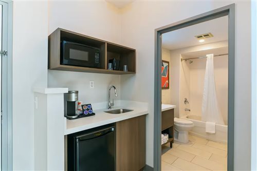 2 Queen Rooms