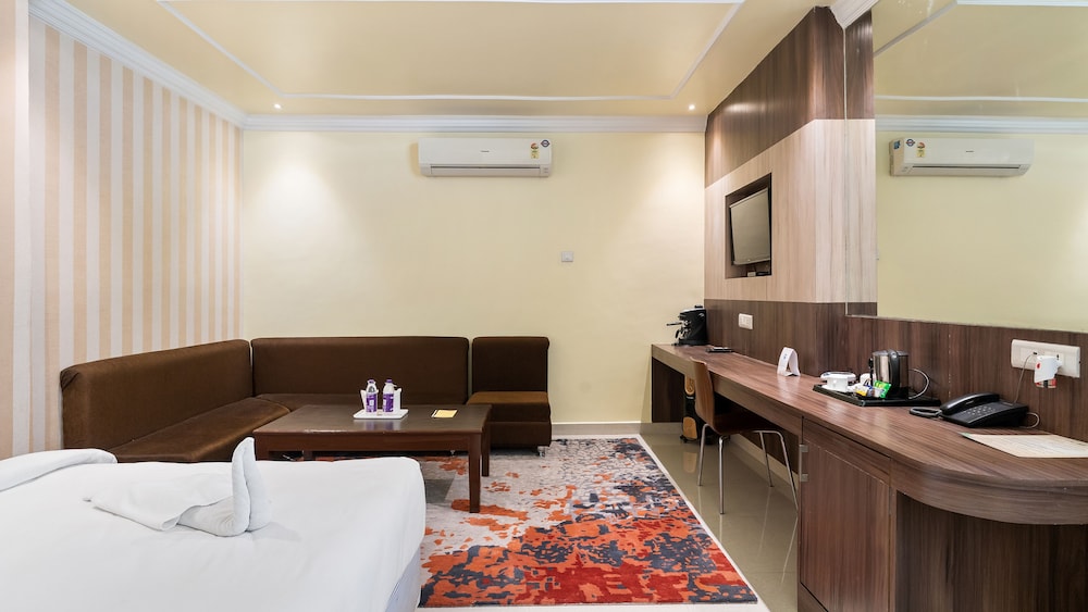 NIRANJANA HOTEL 36/50