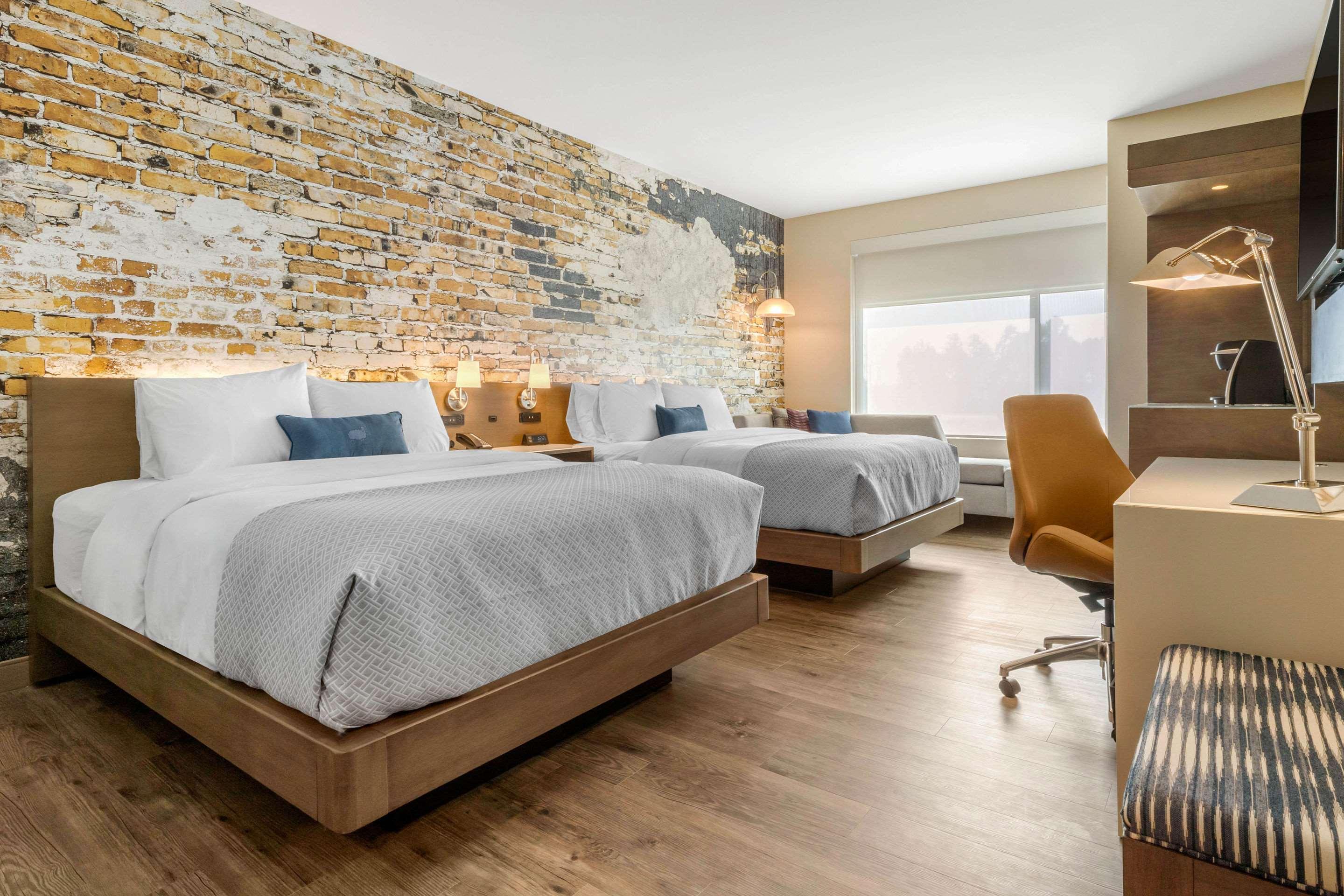 ROOM, 2 QUEEN BEDS
