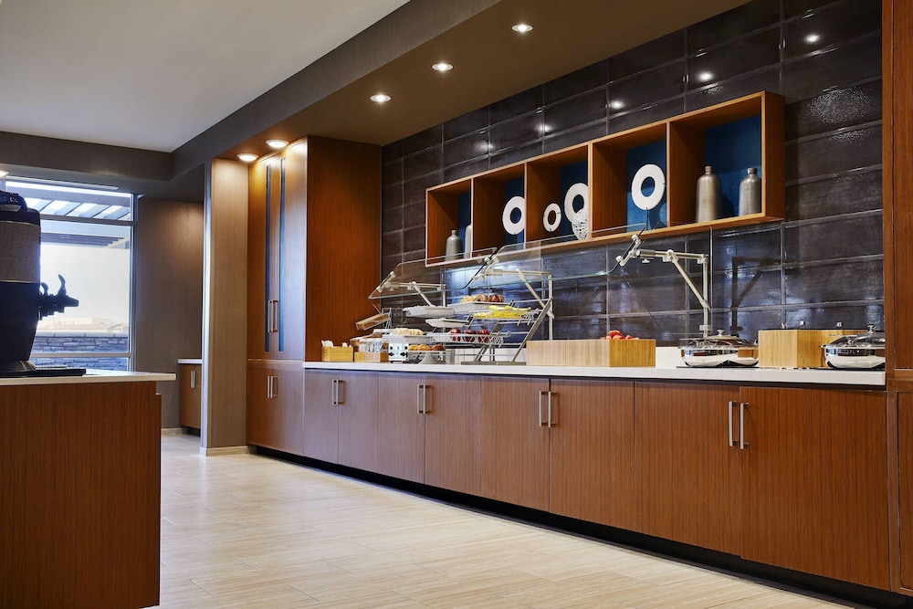 Springhill Suites Springfield North 34/39