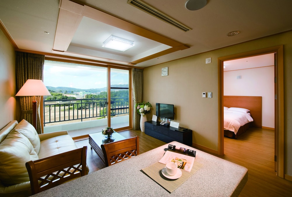 Sungho Resort 9/26