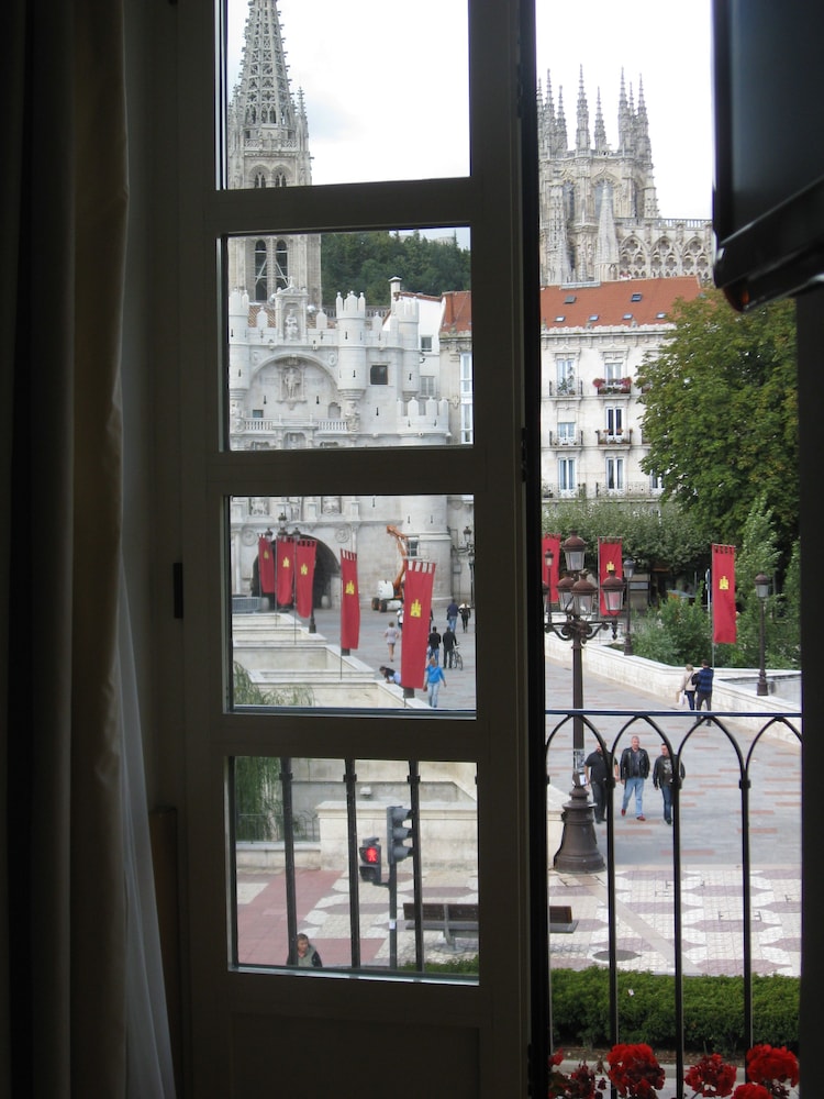 Hotel Via Gotica 26/44