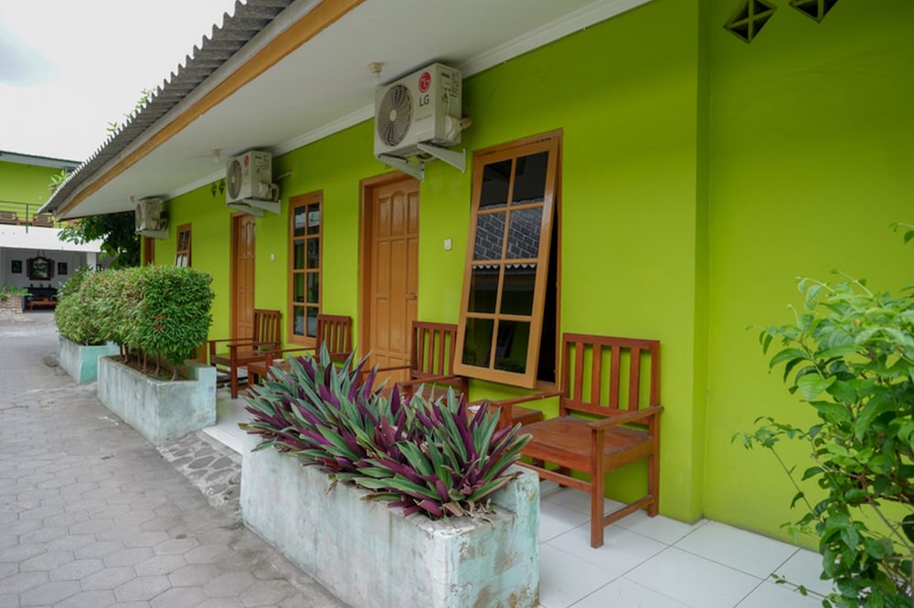 Reddoorz Jalan Parangtritis 4/56