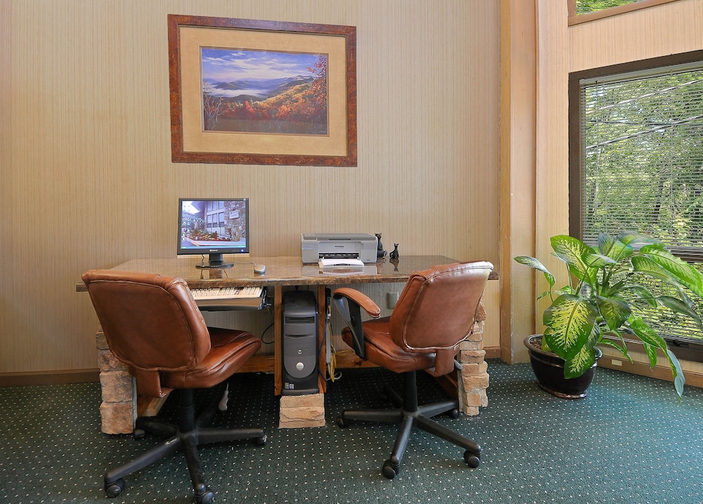 Laurel Point Resort 30/35