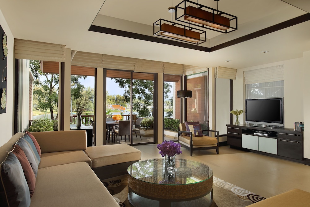 Dusit Thani Laguna Phuket 27/50