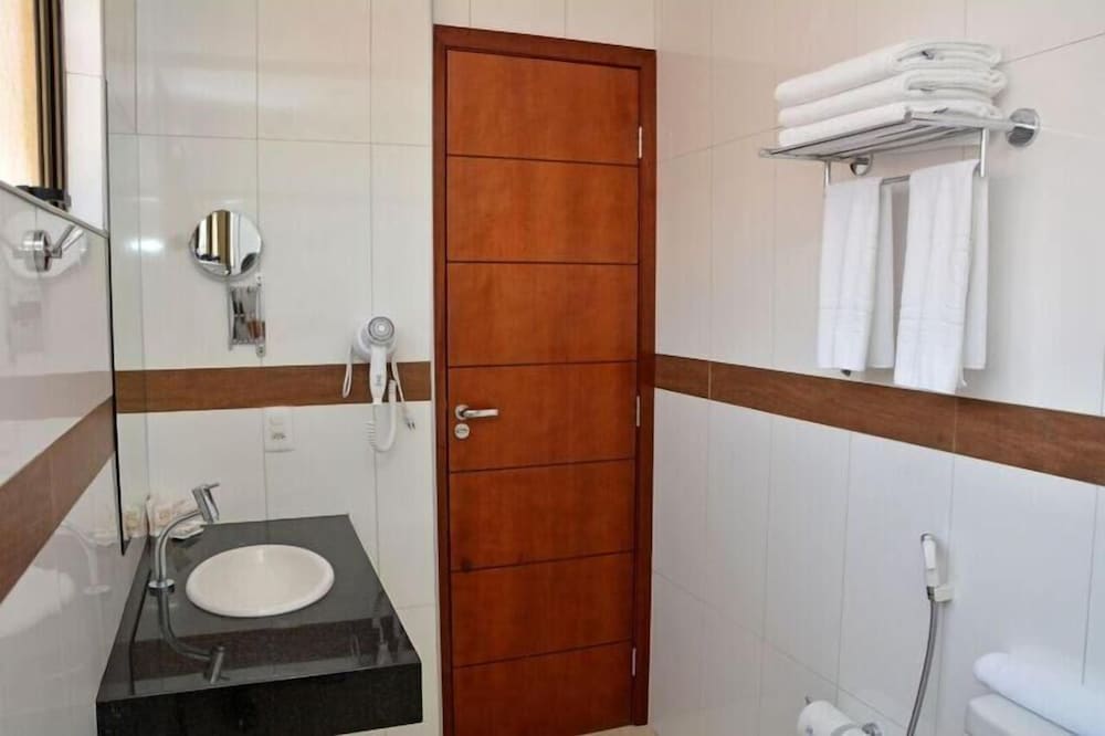 Lis Hotel 27/30