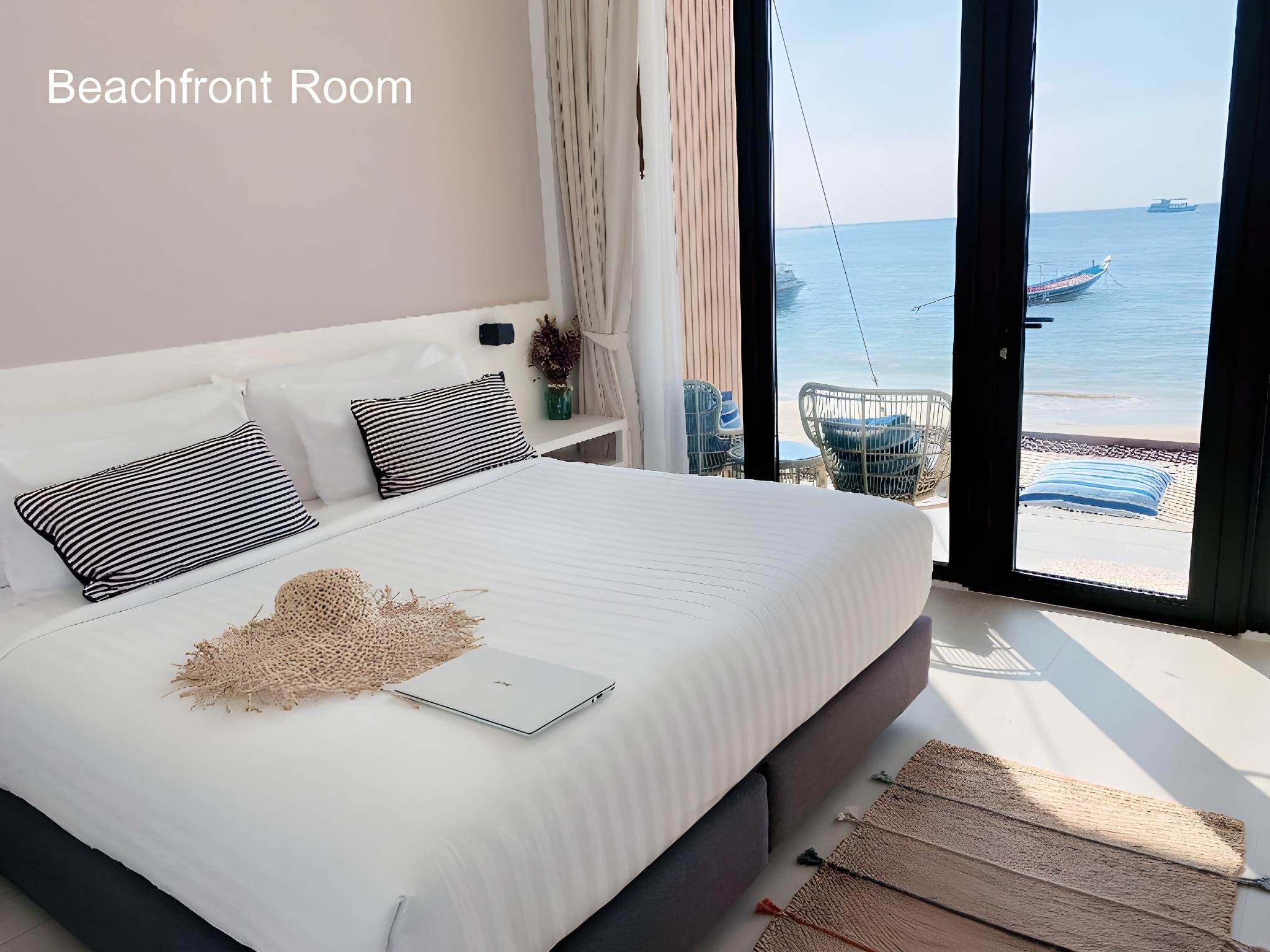 Room, 2 Double Beds, Beach Front