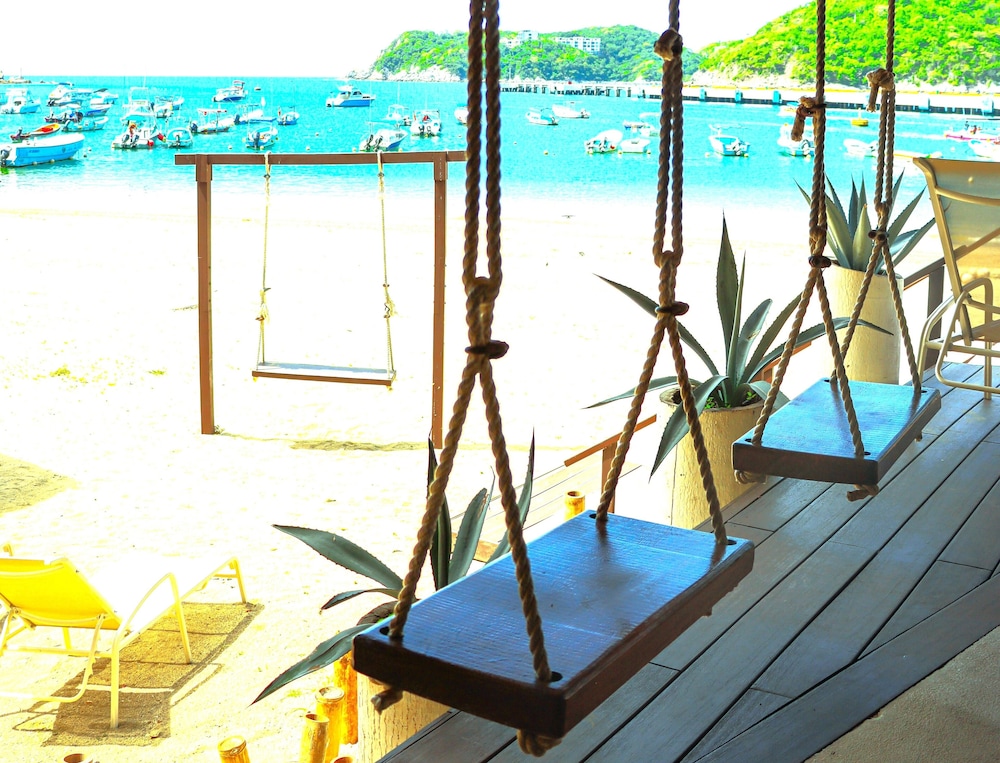 Marina Resort 38/70