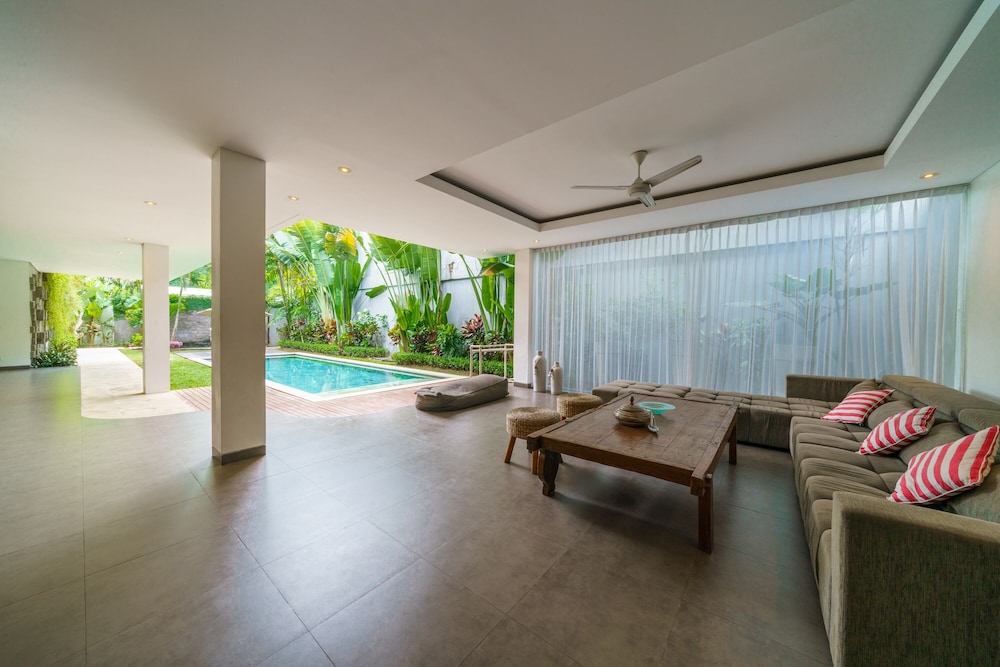 Villa Paloma 20/50