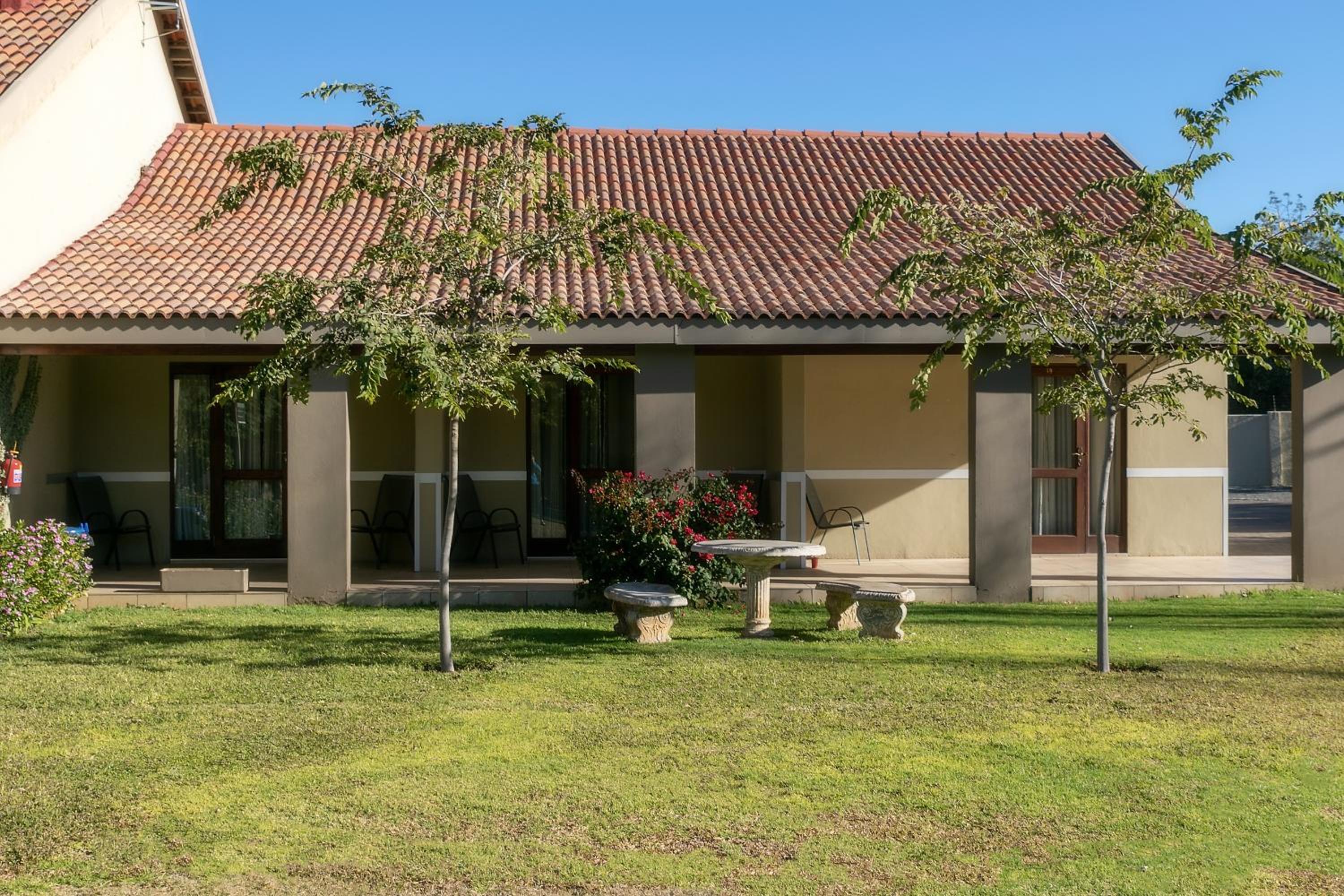 Mondior Manor 37/50