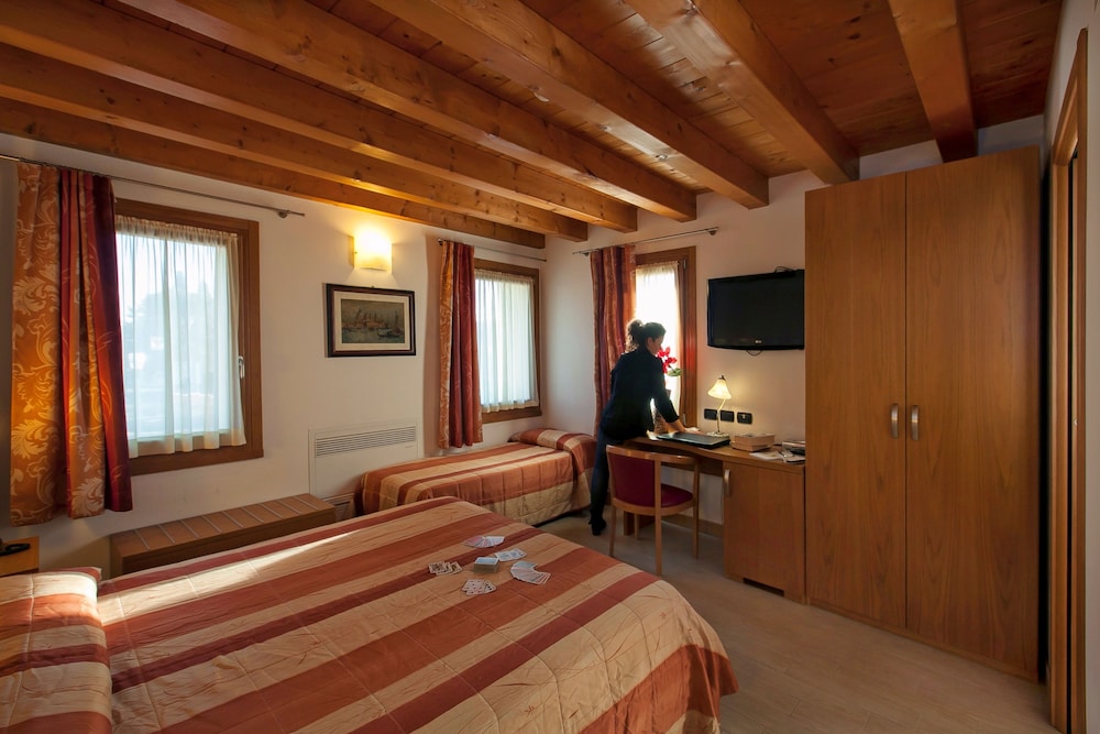 Albergo Antica Corte Marchesini 17/50