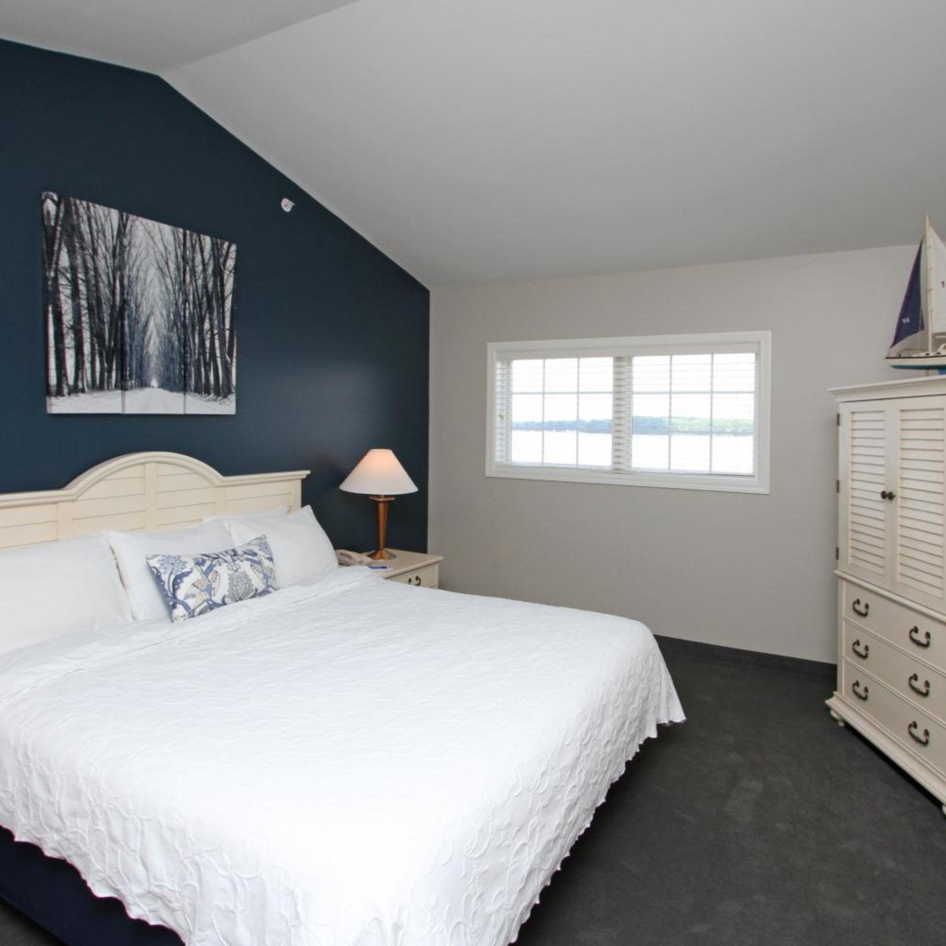 Ultimate, Suite, Lake Side