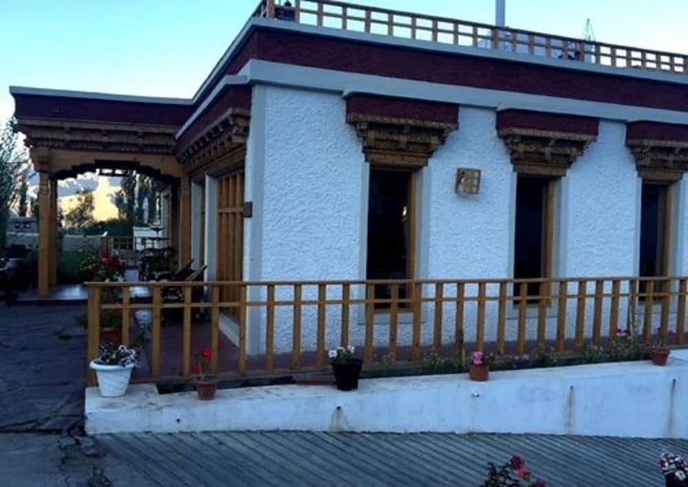 Saboo Resorts 2/50
