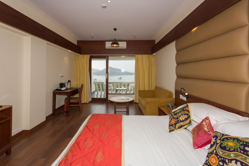Hotel Hilltop Palace 15/29