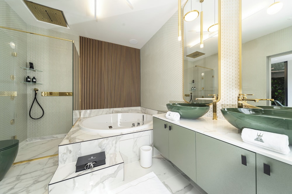 Tritone Luxury Suites Piazza del Popolo 26/29