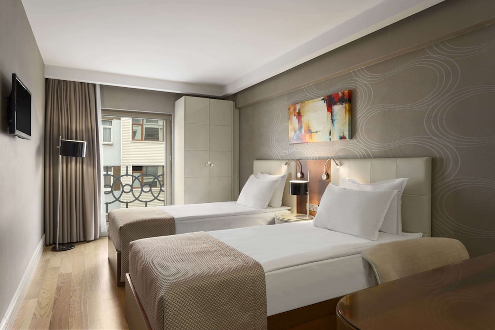 Ramada by Wyndham Istanbul Grand Bazaar 19/42