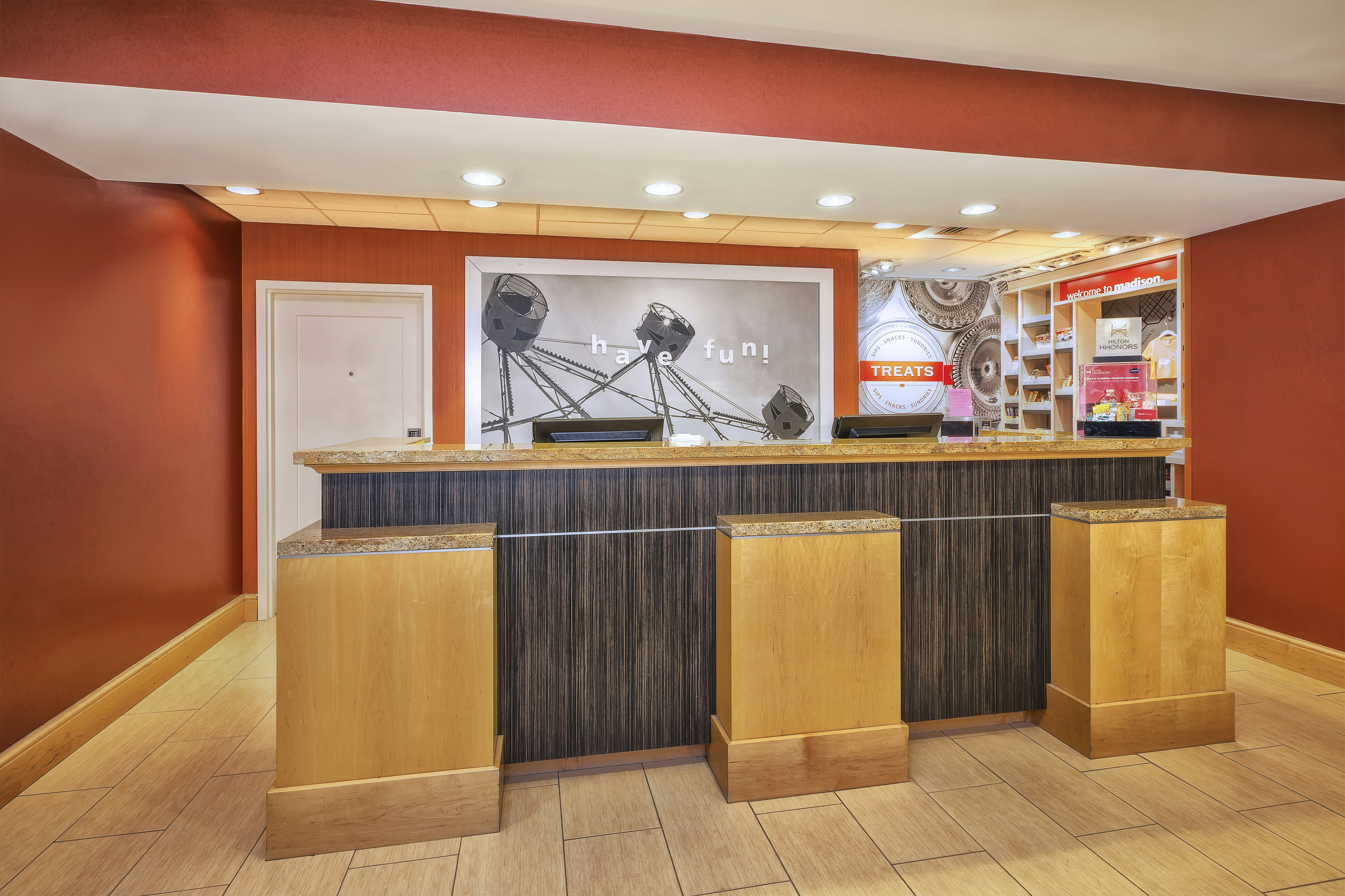 Hampton Inn Suites Madison West 3/48