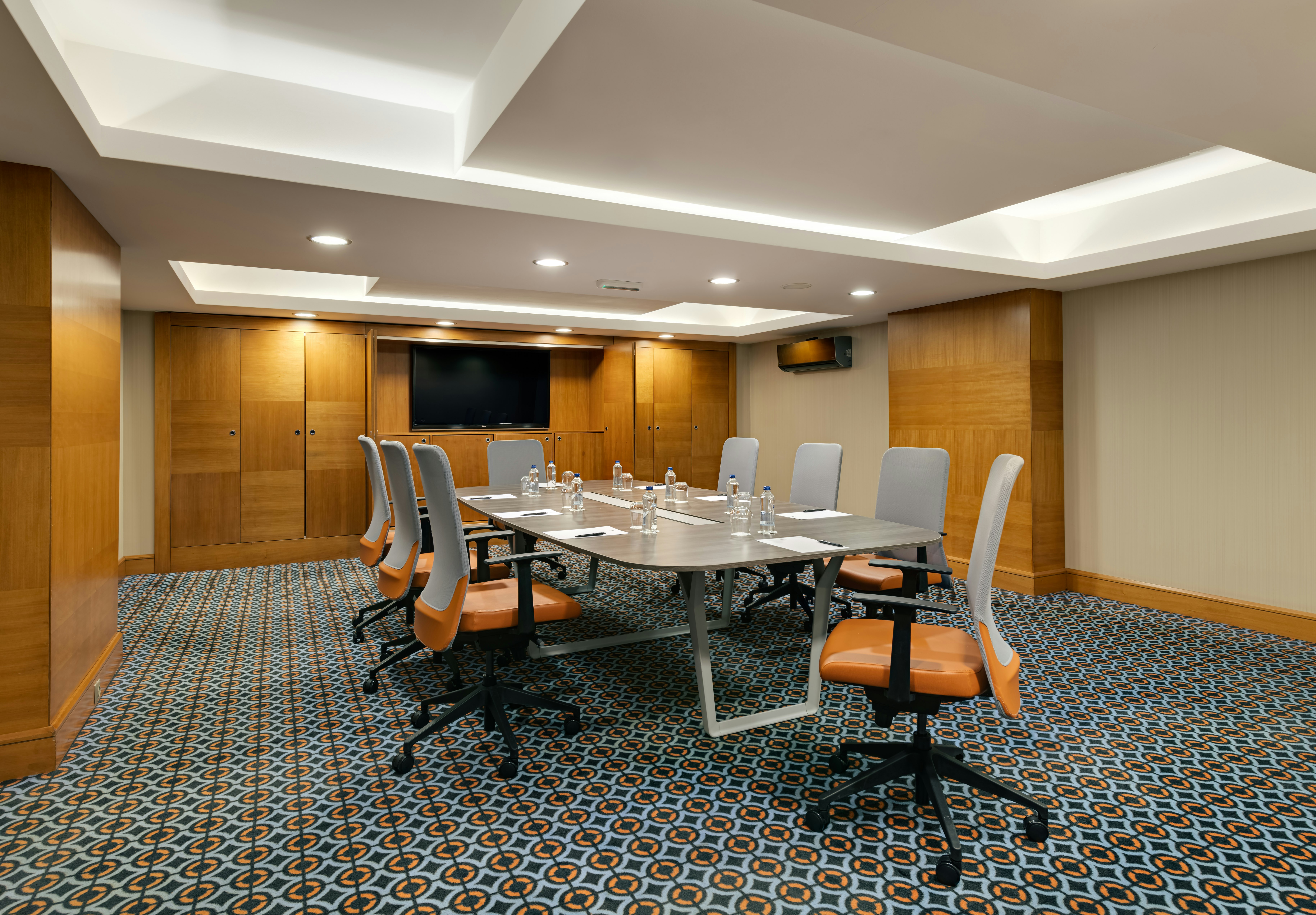 Doubletree By Hilton Hotel Van 81/87