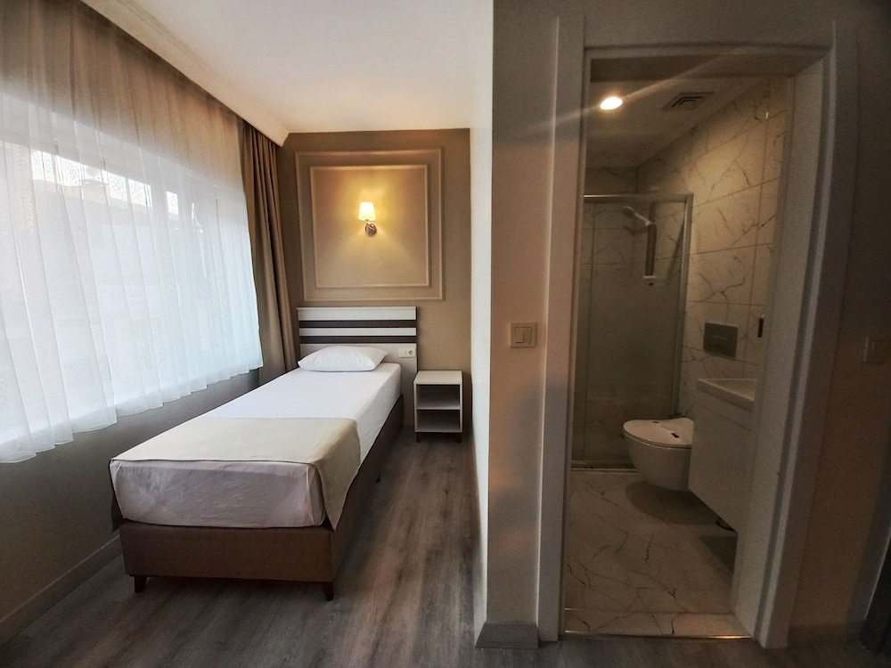 Grandaura Edirne 8/27