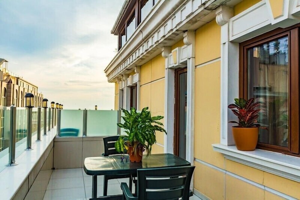 Grand Rosa Hotel 4/42