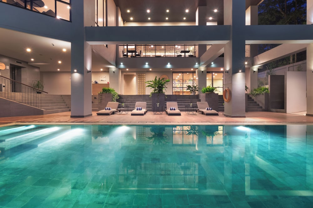 Luwansa Hotel and Convention Center 46/50
