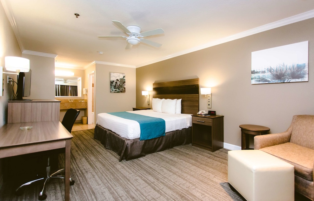 Best Western Pearland Inn 12/31