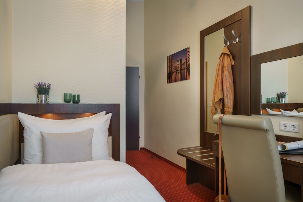 Hotel Graf Moltke 32/75