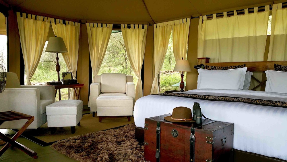OLE SERAI LUXURY CAMP 8/39