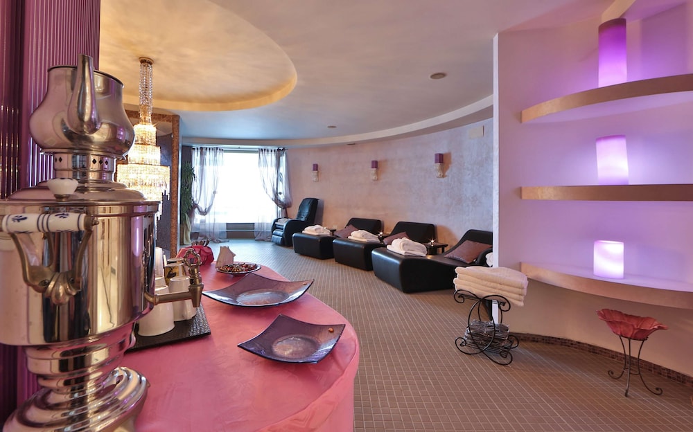 Hotel Globus 23/35